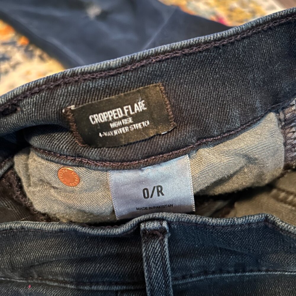 Express High Rise Cropped Flare Jeans - Picture 3 of 3